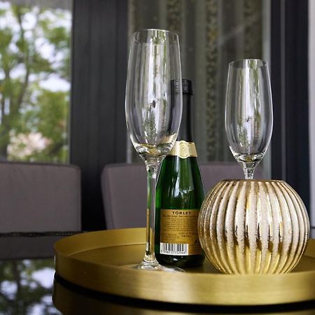 Apartamento Starlight Bronze Szeged- Exclusive Exterior foto
