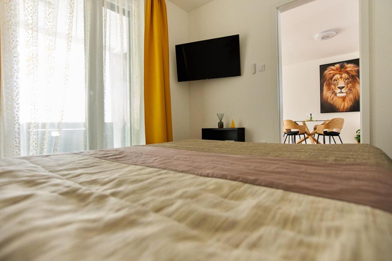Apartamento Starlight Bronze Szeged- Exclusive Exterior foto