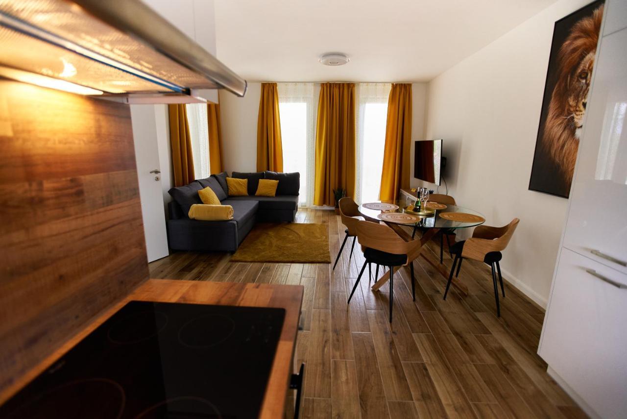 Apartamento Starlight Bronze Szeged- Exclusive Exterior foto